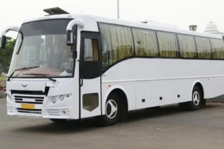 41 Seater Luxury Bus Hire in Amritsar