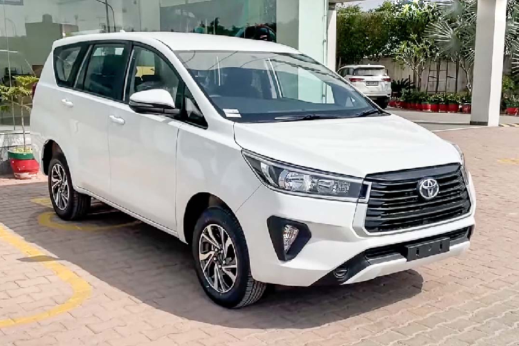 Innova Crysta